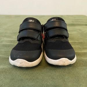 Toddler Nike floral sneakers